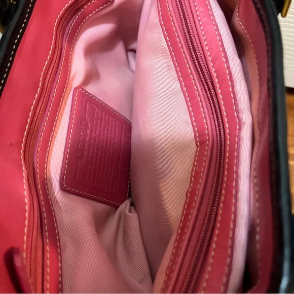 Coach Medium Tote - Picture 6 of 13